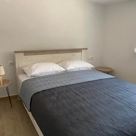 Karakasi House Elaiokhorion