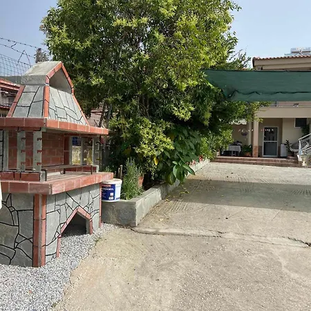 Karakasi House Apartment *