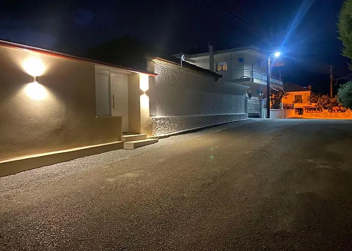 Karakasi House Daire Elaiokhorion